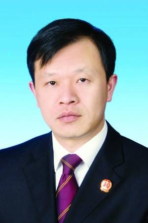 肖文（江苏省宿迁市中级人民法院党组成员、政治部主任，二级调研员）