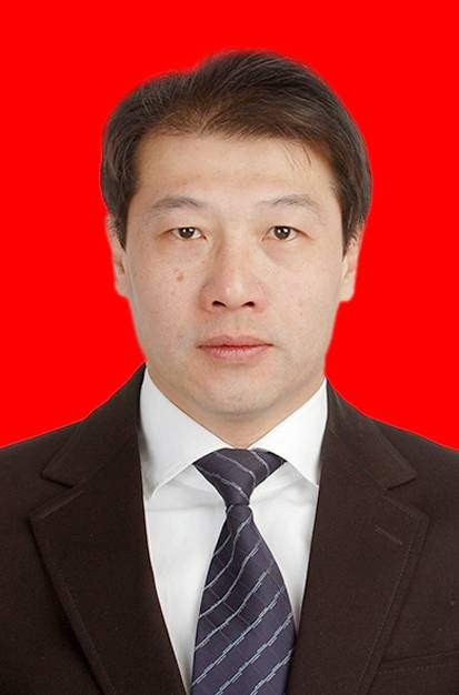 张学军（中国工程院院士、中国科学院长春光学精密机械与物理研究所所长）