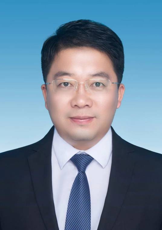 郑毅（辽宁省新宾满族自治县委书记、县人武部党委第一书记）