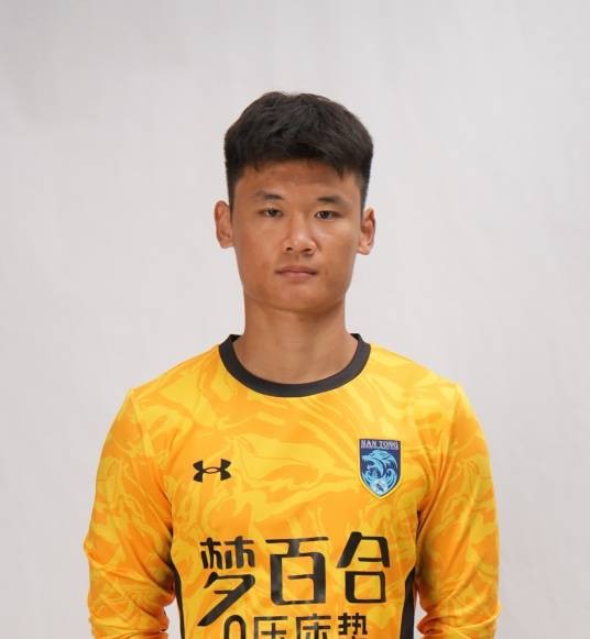 李冠希（中国足球运动员）