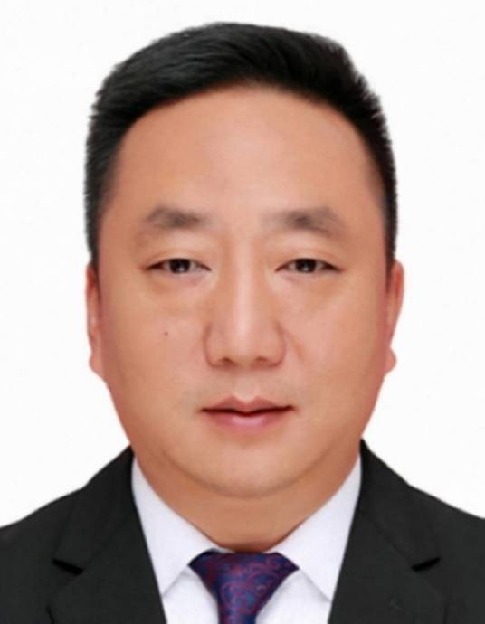 谢治刚（贵州省黔东南州人民政府副州长、州公安局局长）