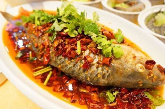 香辣鲤鱼