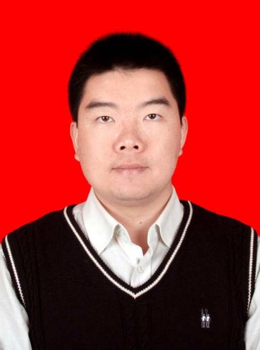 李哲（中南大学建筑与艺术学院教授，建筑系主任）