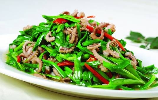 八爪鱼炒韭菜