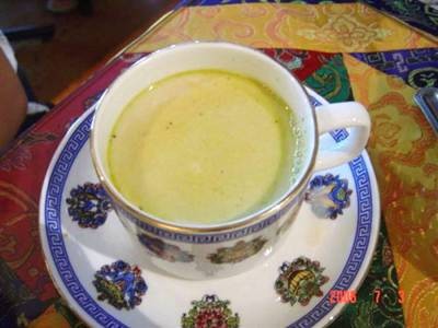 酥油茶（流行于中国藏区的茶饮）