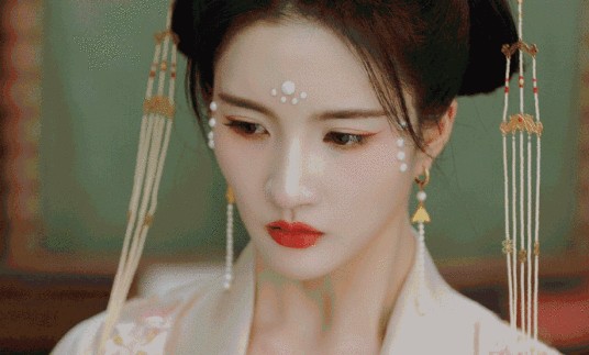 姜若瑶（电视剧《墨雨云间》中的女配角）