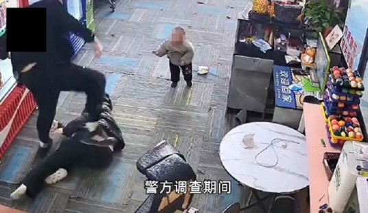 3·13女子怀抱幼儿遭丈夫殴打事件