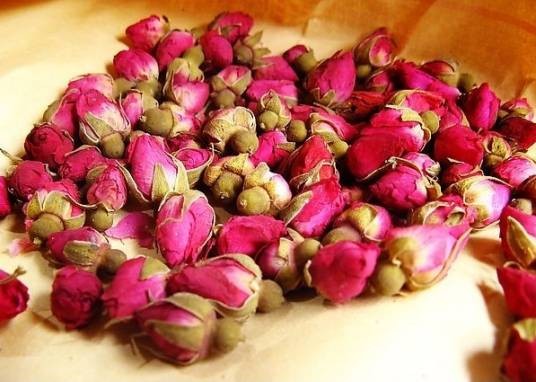 玫瑰花茶（中国花茶的一种）