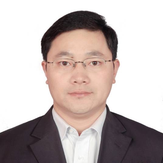 郑海荣（中国科学院院士，南京大学党委常委、副校长）