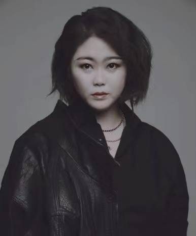 朱珠（中国内地女服装师）