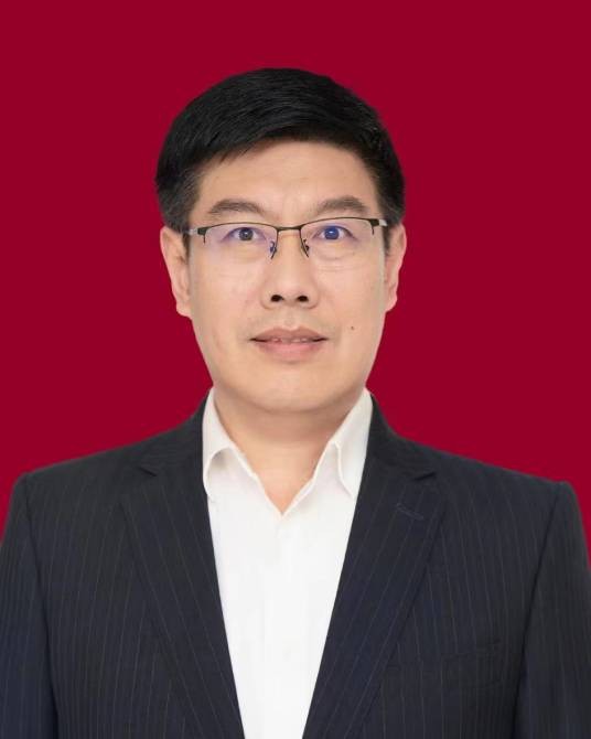 秦翰（吉林省财政厅原党组成员、副厅长）