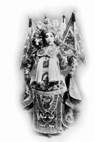 三拂袖（豫剧剧名）