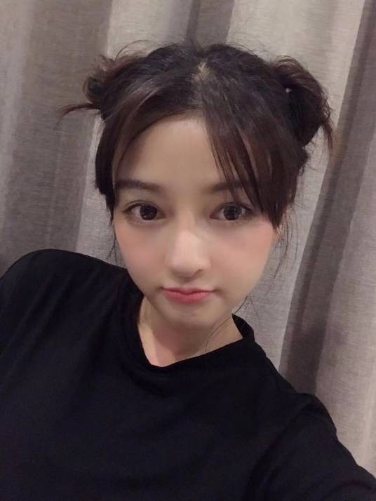 陈秋含（中国内地女歌手）