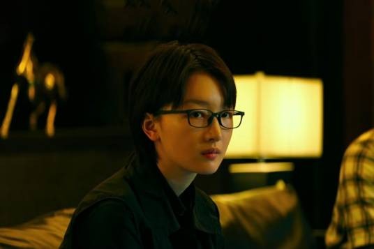 李慧琳（犯罪警匪片《坚如磐石》中的警局职员角色）