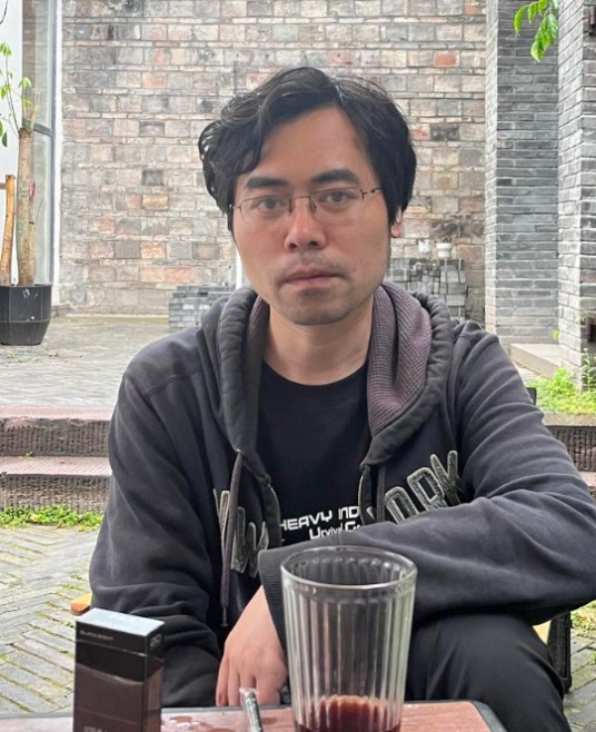 陈涛(微博热搜“985硕士毕业生送外卖”的新闻当事人)