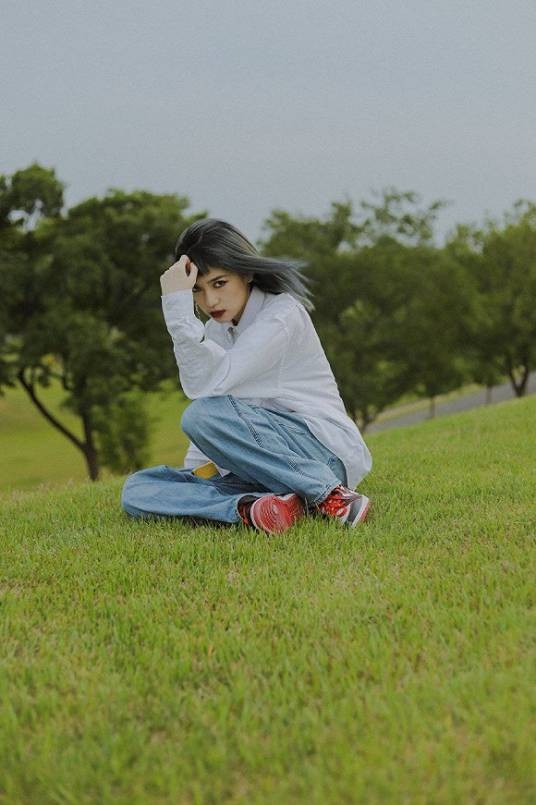 于贞（中国内地说唱女歌手）