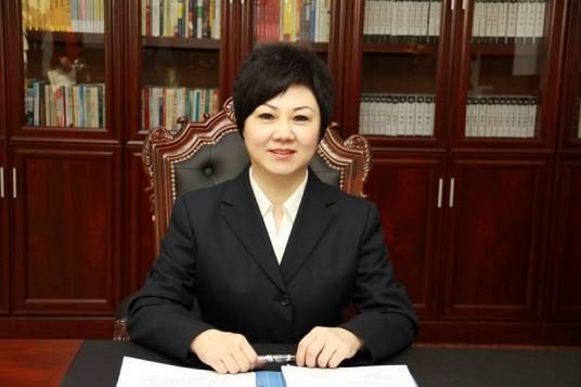 张艳红(黑龙江省哈尔滨市司法局党组成员、政治部(警务部)主任)
