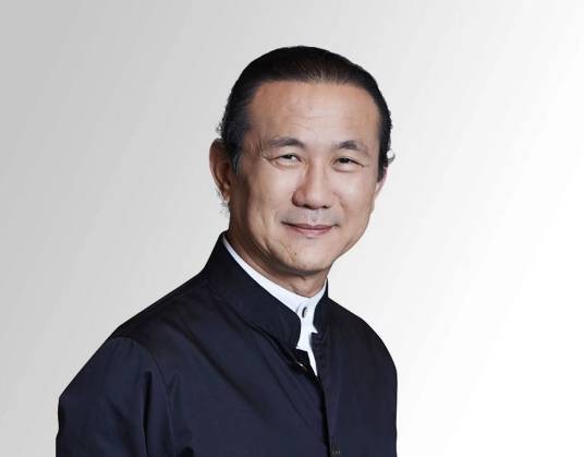 邱威功