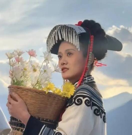 刘怡(中国抗癌博主,因分享抗癌经历受到关注)