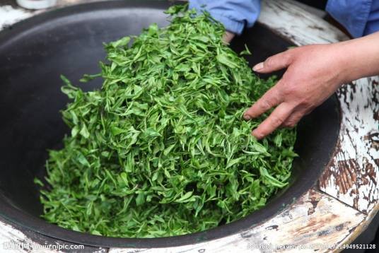 炒茶（茶叶制作工序）