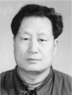 苗得雨（山东省文联原名誉主席）