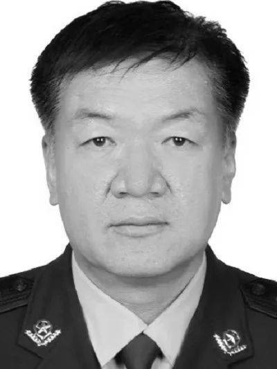 杨文光（四级高级警长）