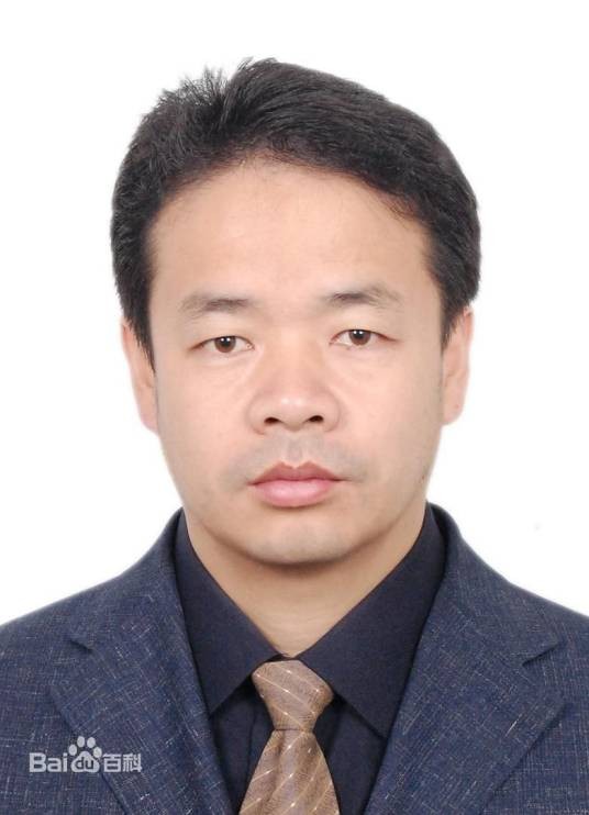 李瑞涛（中央国家机关书法家协会主席团成员）