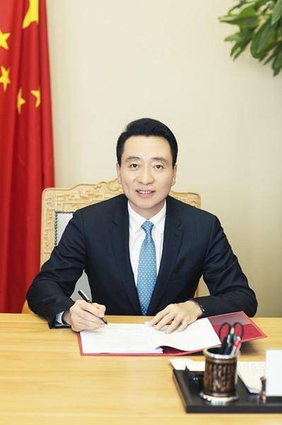 韩国强（中国农业银行上海市分行党委书记、行长）