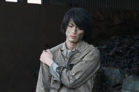 桐原亮司