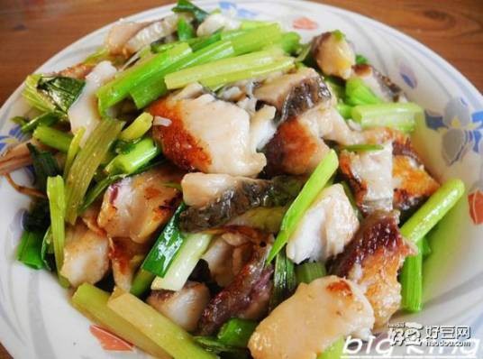 炒鱼