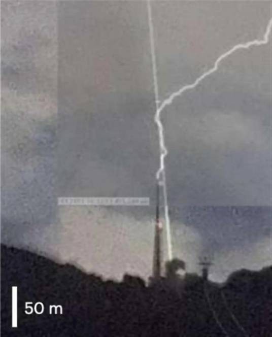 12·10巴西体育场雷击事件