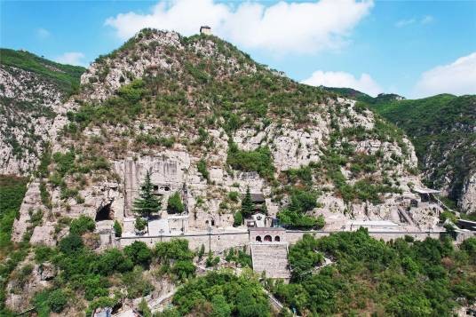 响堂山石窟（河北省邯郸市峰峰矿区第一批全国重点文物保护单位）