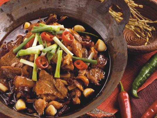 干锅牛肉（菜品）