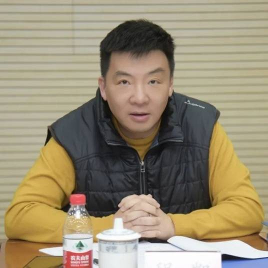 程凯（上海市静安区功能区推进办公室原主任）