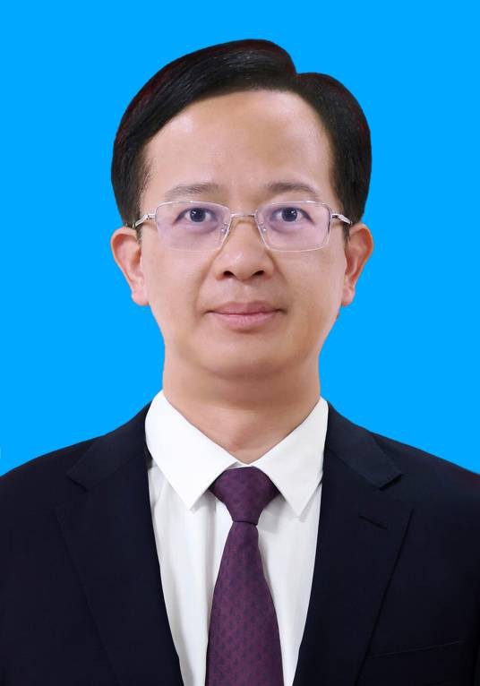 高伟（湖南省长沙市人民政府副秘书长）