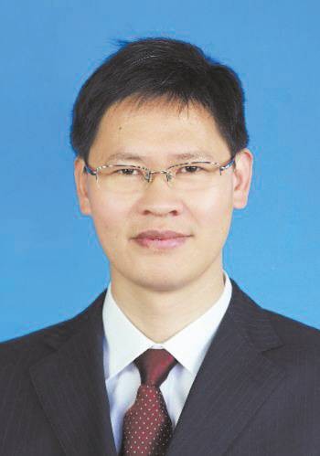 严钢(台州市社会科学界联合会党组书记、主席)