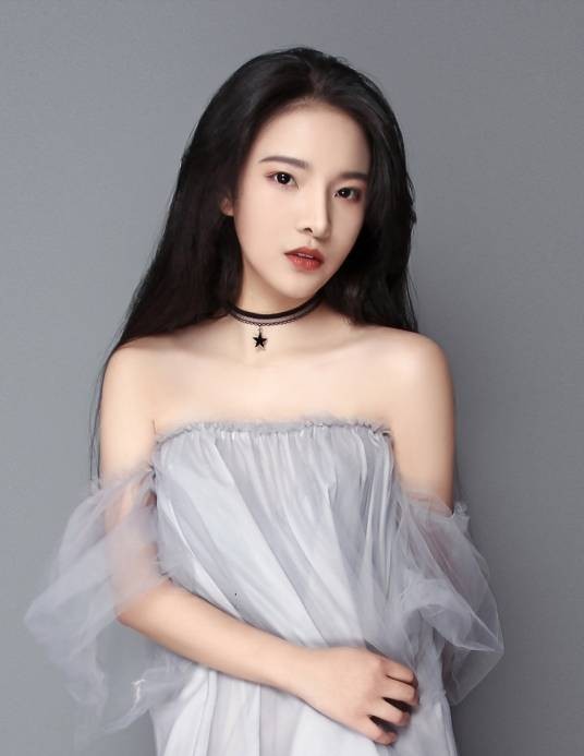 万霈麟