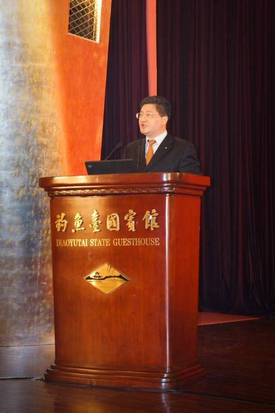 束兰根