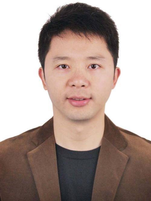 张小林（成都体育学院教授）