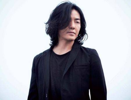 动地惊天爱恋过（1995年郑伊健演唱的粤语歌曲）