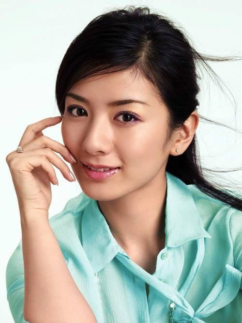 黄奕（中国内地影视女演员、歌手、导演、制片人）