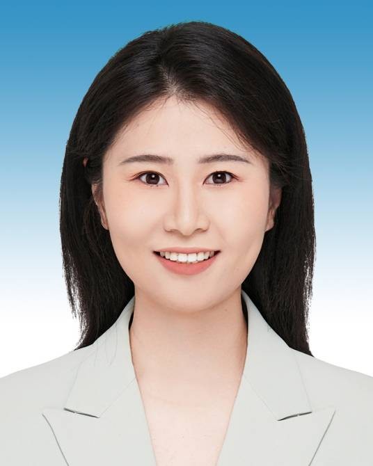 金颖（浙江省金华市义乌市上溪镇党委副书记、镇长）