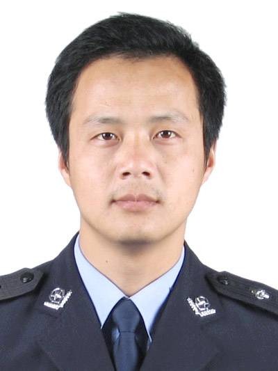 熊桂华（湖北省松滋市公安局党委副书记、政委）
