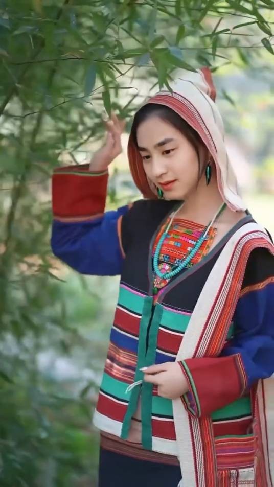 基诺族服饰