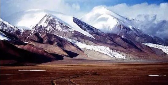 中国高山海拔排名。