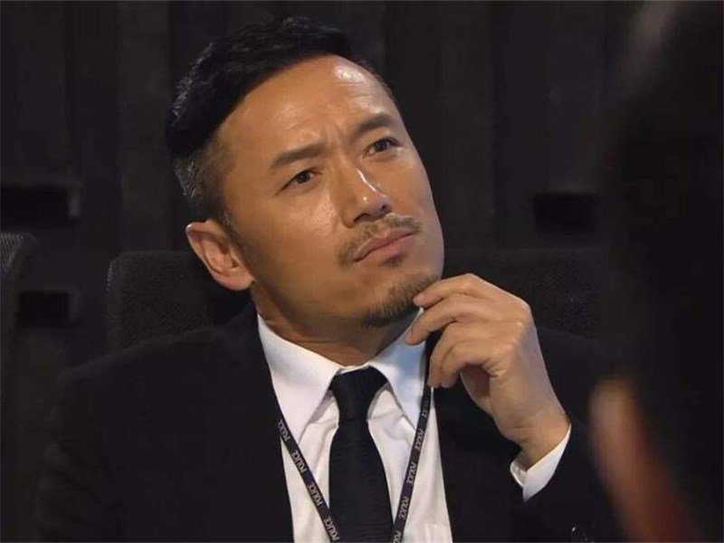 娱乐圈谢贤被称为四哥,五哥是向华强,那前面三位都是谁?