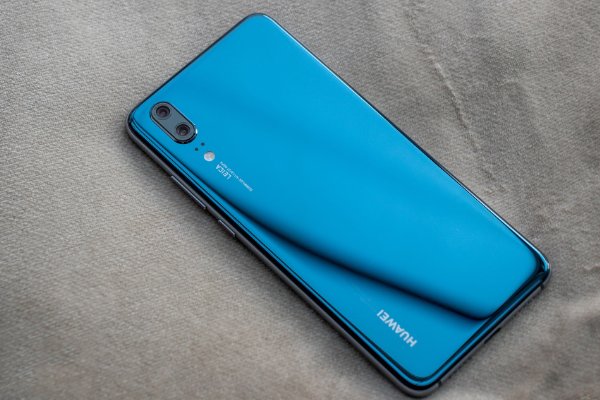 苹果手机64g内存够用了么?
