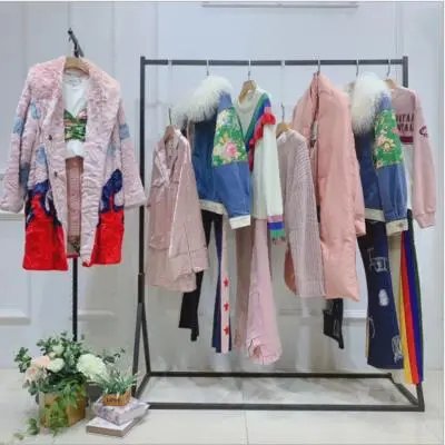 网上有很多专柜折扣的服装是正品吗？