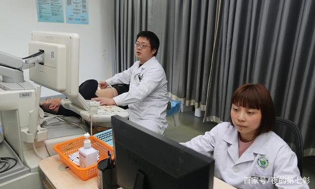 临床医学和基础医学哪个更好？哪个学习难度更高？