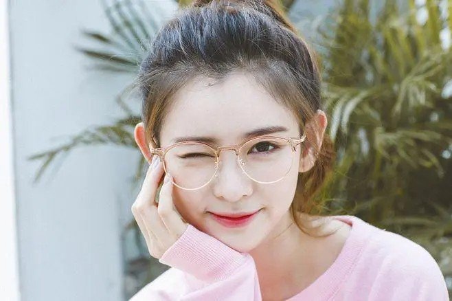 什么牌子的眼镜片比较好?
